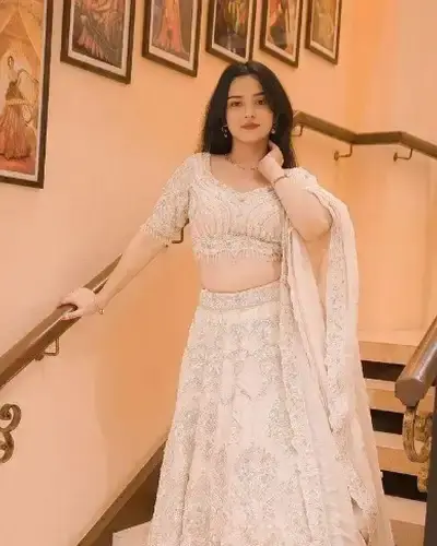 Escort Indpur